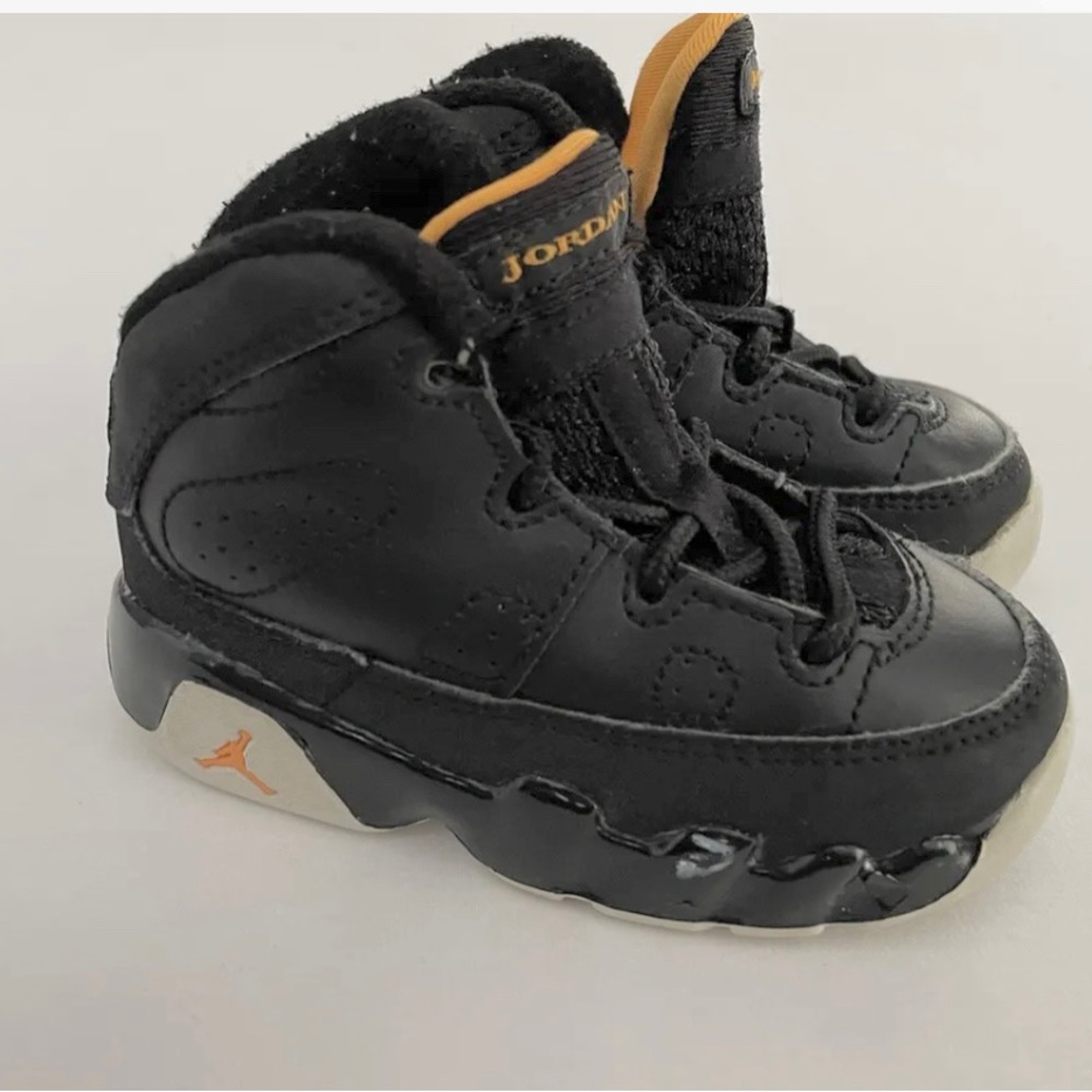 Jordan 9 Retro Basketball Shoes 5c - Used